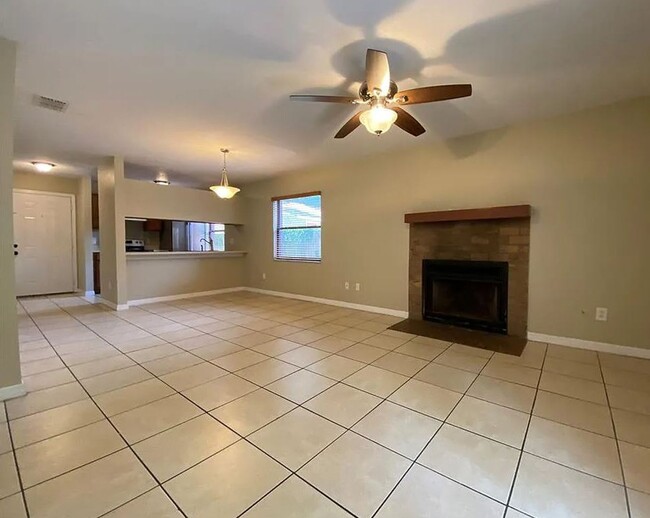 Building Photo - 3254 Howell Branch Rd