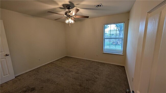 Building Photo - 3362 Brian St