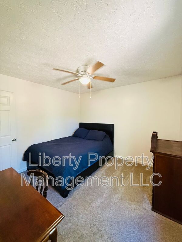 Building Photo - 132 Windsor Ln