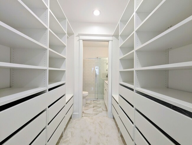 Building Photo - 4Bd/2.75Ba Mukilteo House