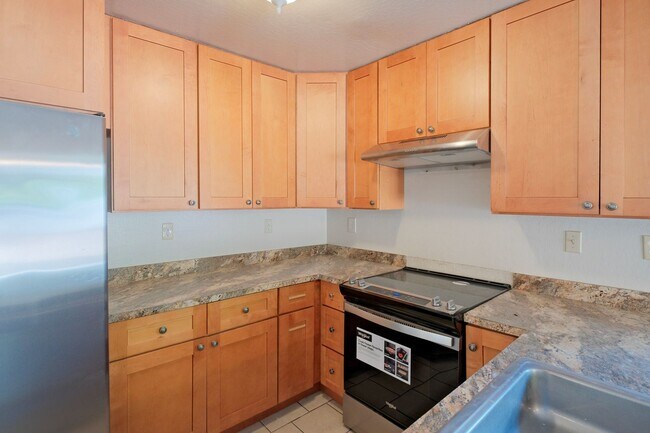 Building Photo - Gorgeous 3 Bedroom, 2 Bath home in great location