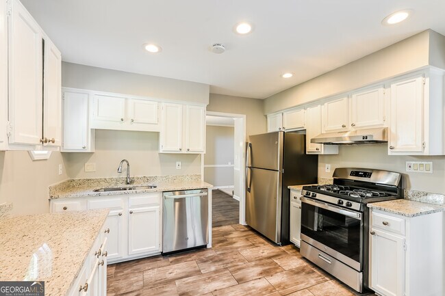 Building Photo - 2871 Quinbery Dr