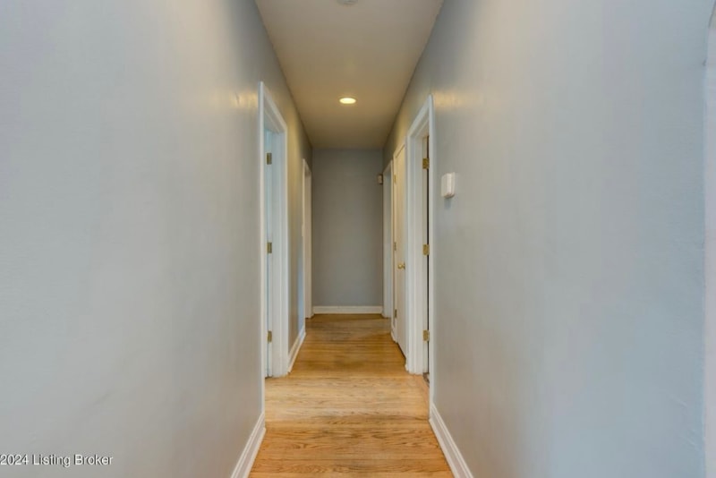 Building Photo - 2712 Sharon Way