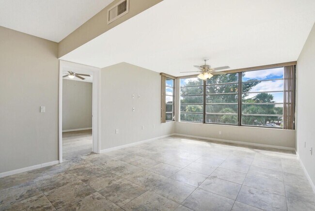 Building Photo - 3636 Whitehall Dr