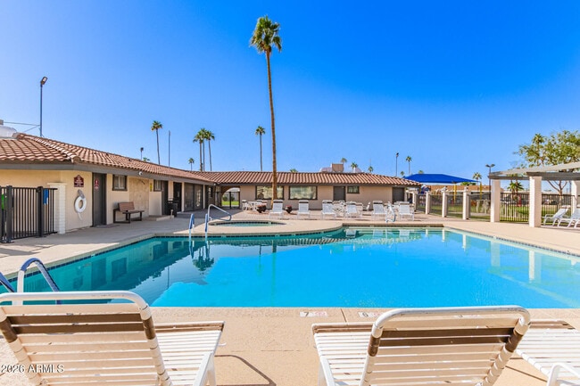 Building Photo - 3013 E Rockledge Rd