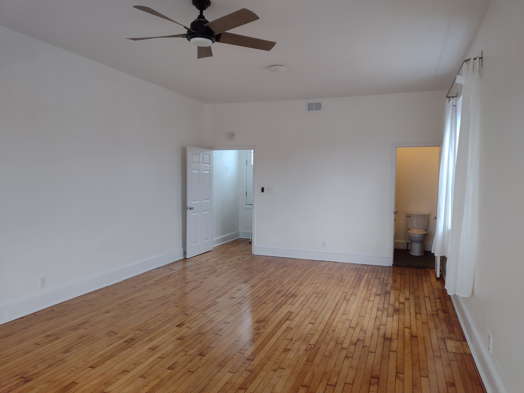 2nd floor bedroom - 2110 E Clearfield St