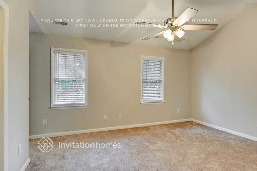 Building Photo - 3925 Old Coach Rd