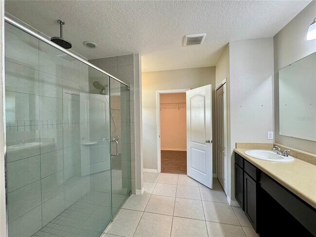 Building Photo - 3705 Apopka Ridge Cir