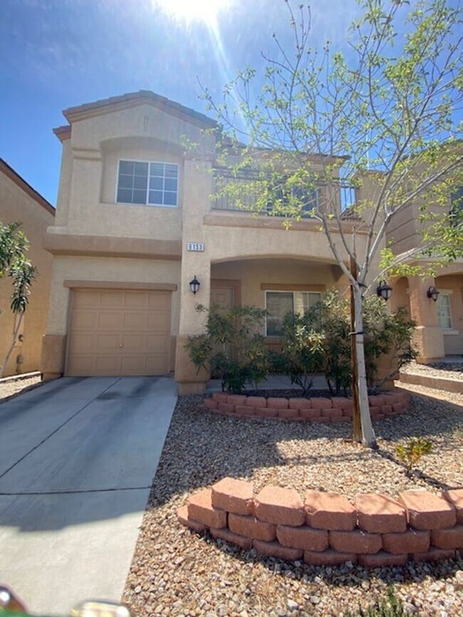 Building Photo - Very Beautiful 2 Bedroom