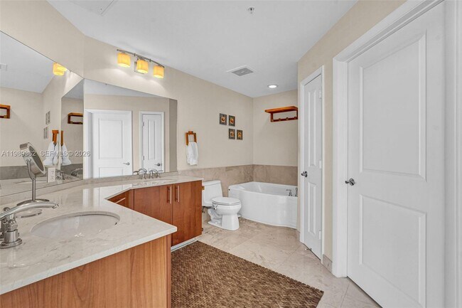 Building Photo - 1945 S Ocean Dr