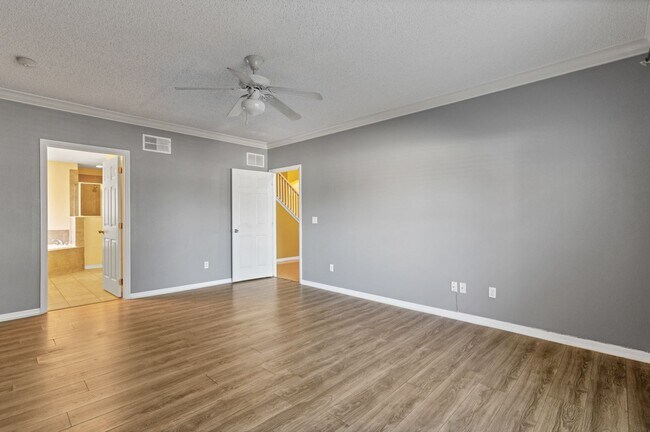 Building Photo - 5604 Florence Harbor Dr