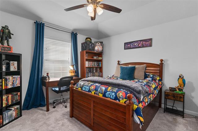 Building Photo - 15900 Back Nine Rd