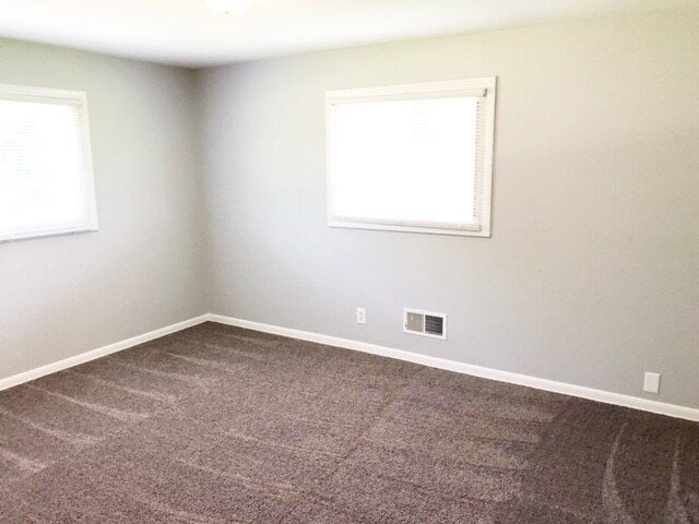 Building Photo - EAST SIDE 4 BR HOME AVAILABLE NOW!