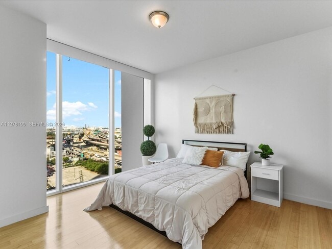 Building Photo - 1040 Biscayne Blvd