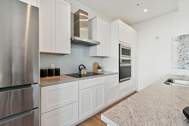 Building Photo - 1343 4th St