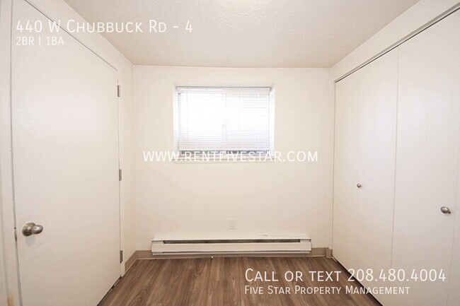 Building Photo - 440 W Chubbuck Rd