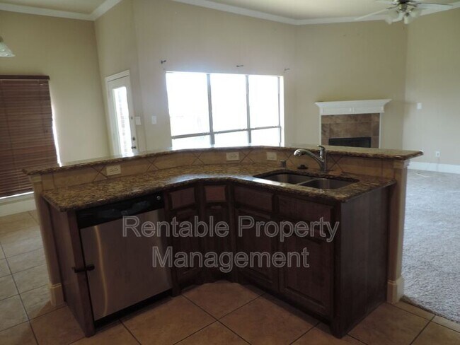 Building Photo - 1835 Leann Ln