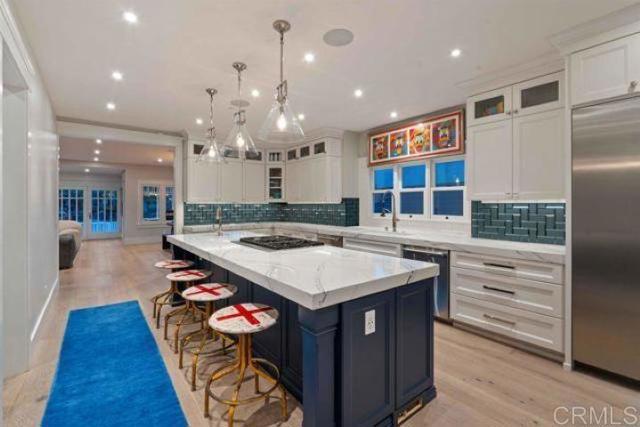 Building Photo - 1027 G Ave