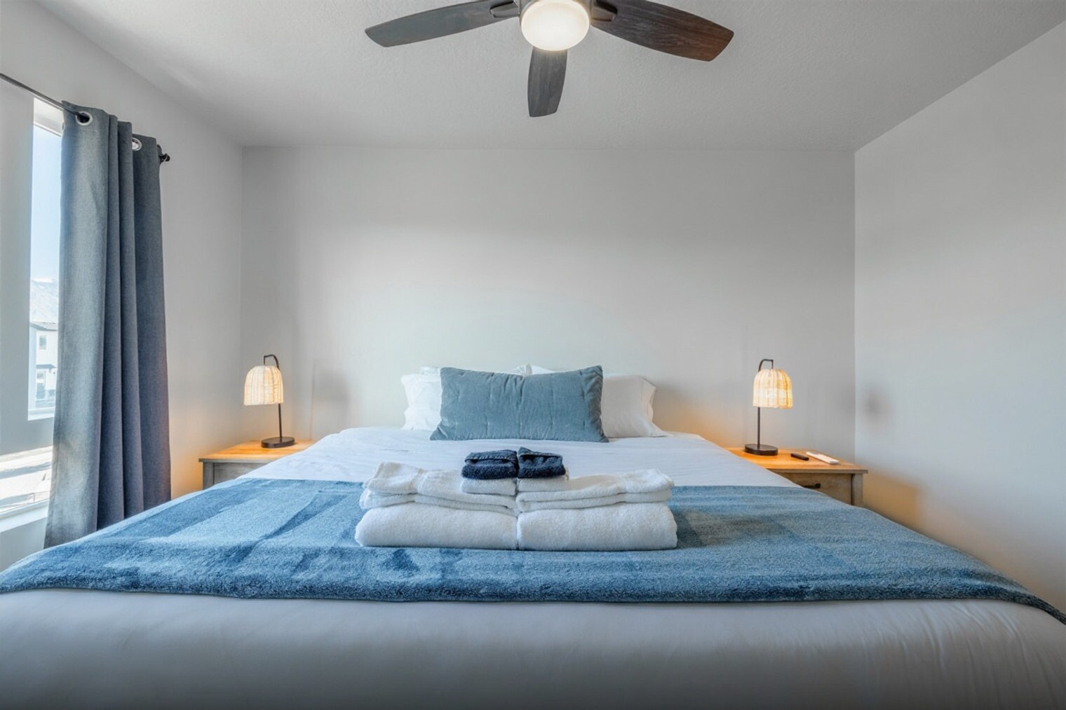 Building Photo - 1024 W 400 S