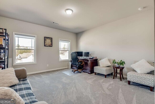 Building Photo - 7540 Carson Ct