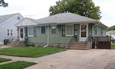 Building Photo - 1312/1314 W 4th St