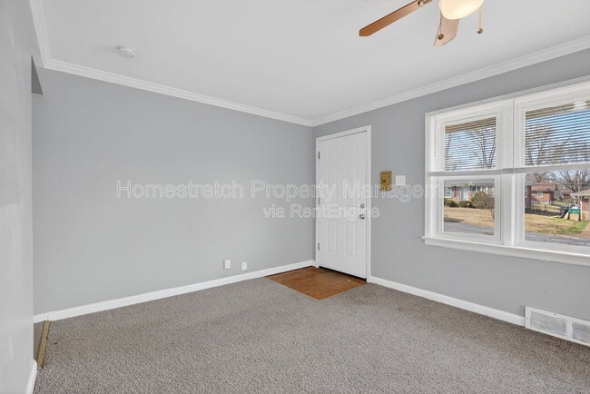 Building Photo - 1214 Forest Home Dr