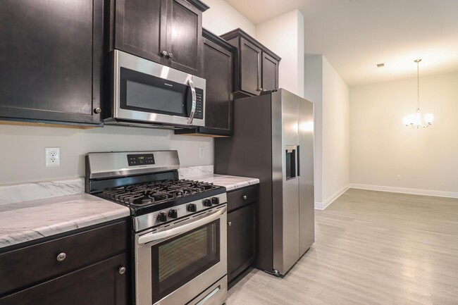 Building Photo - 14097 Plantation Oaks Dr