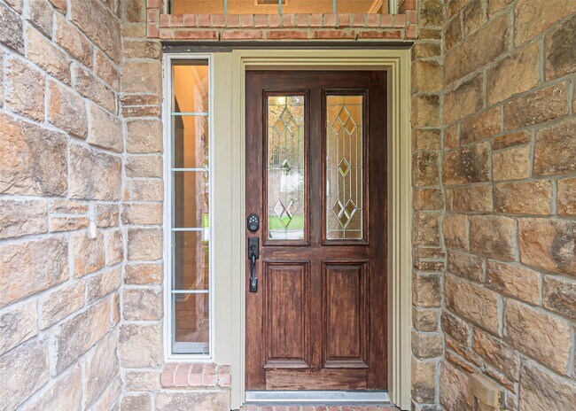 Building Photo - 17911 Serene Shore Dr