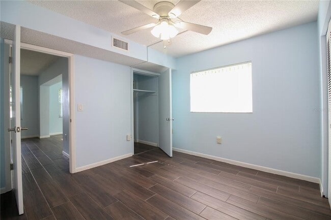Building Photo - 1103 Cypress Gardens Blvd