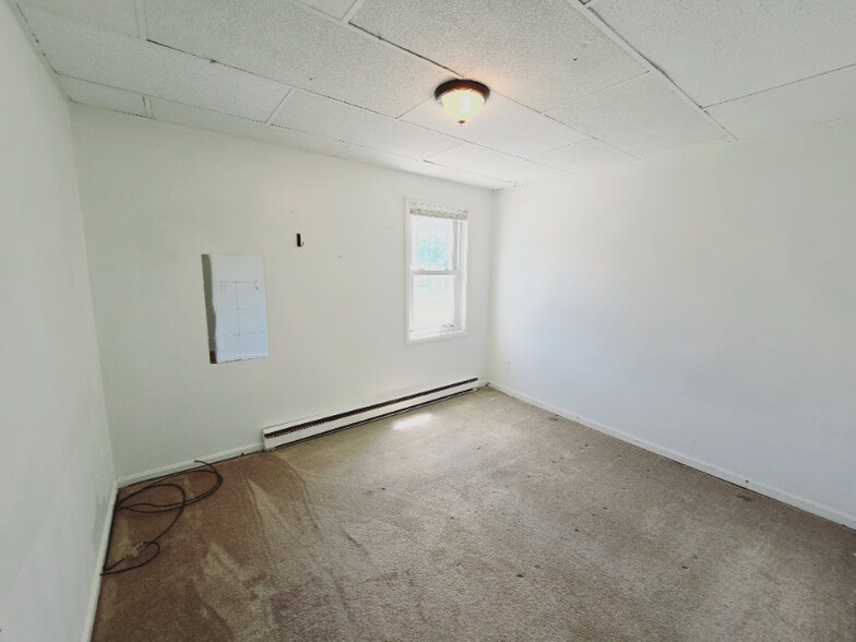 Building Photo - 35 S Salem-Warren Rd