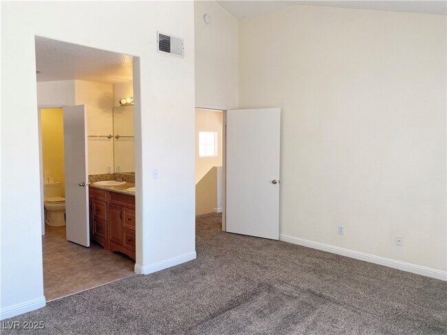 Building Photo - 8732 Point Kristi Cir