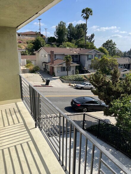 Bedroon 1 Balcony - 2716 Via Paseo