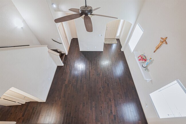 Building Photo - 1810 Emerson Ridge Dr