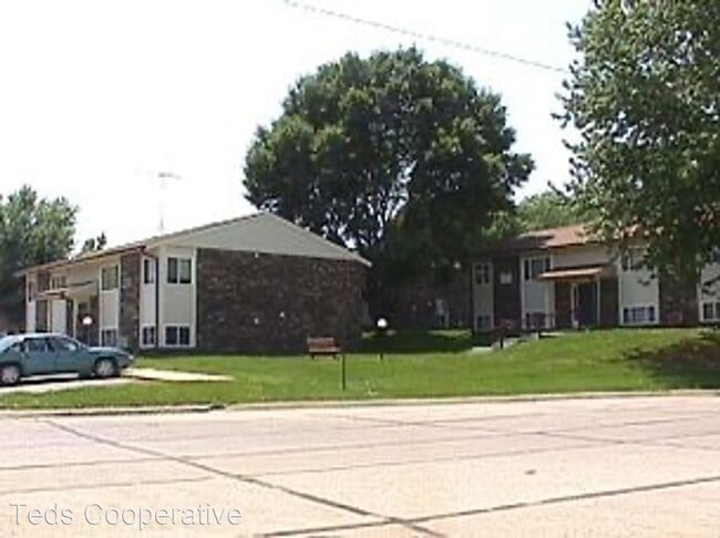 Primary Photo - 1209 E 8th St