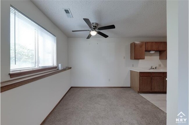 Building Photo - 7011 W Sheriac Cir