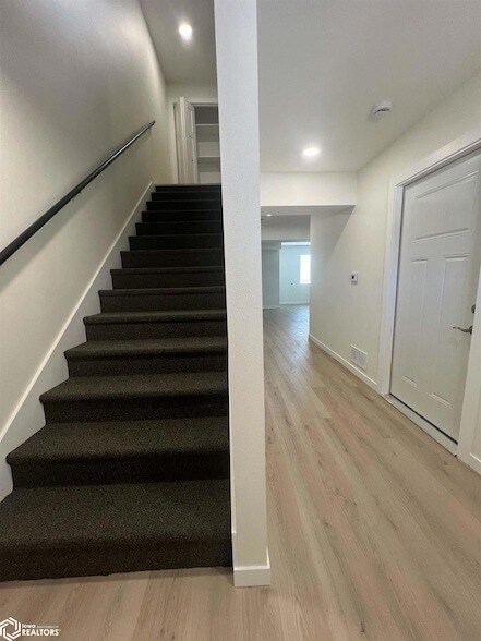 Building Photo - 502 Layne Dr