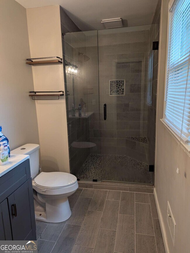 Building Photo - 4754 Winthrop Dr