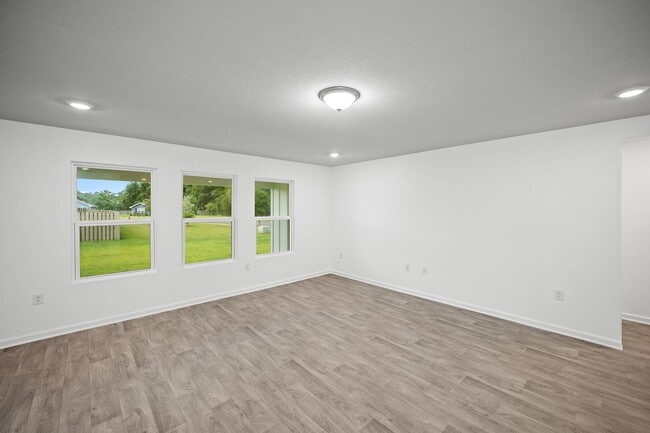 Building Photo - 7087 Abigail St