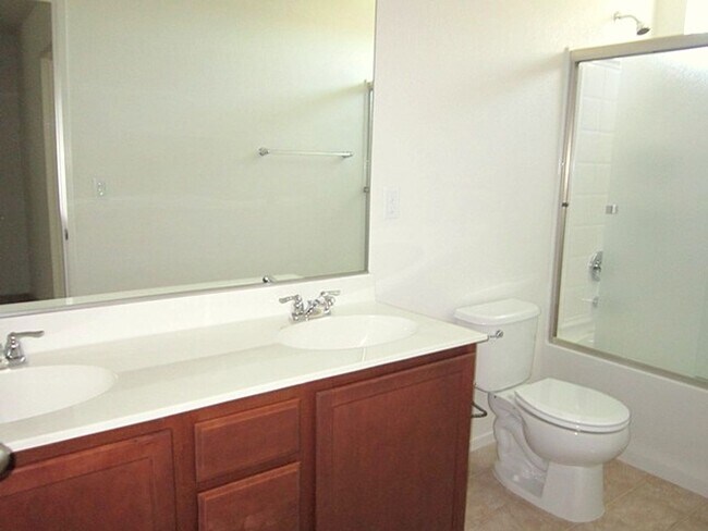 Building Photo - 2554 Pine Brook Dr