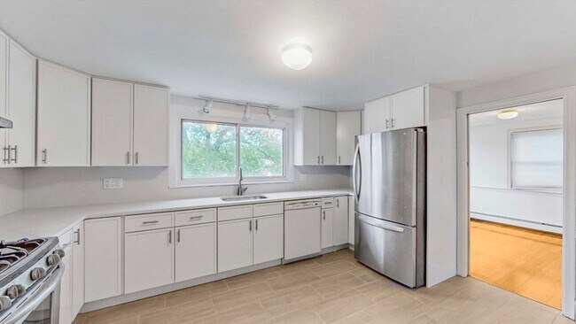 Building Photo - 57 Spy Pond Ln