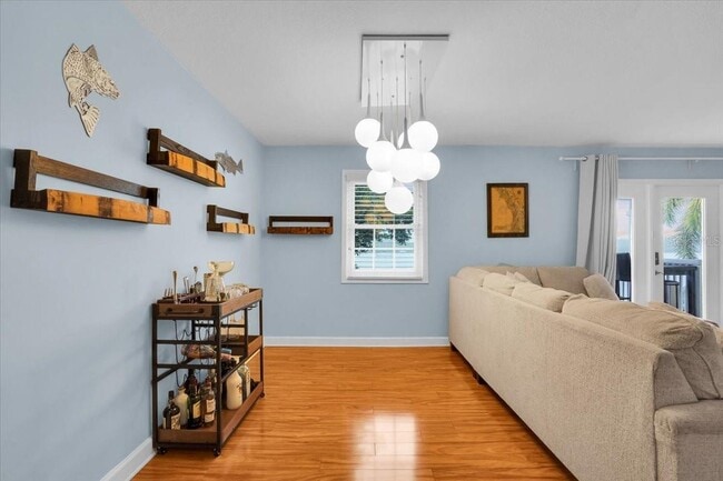 Building Photo - 101 Pompano Dr SE