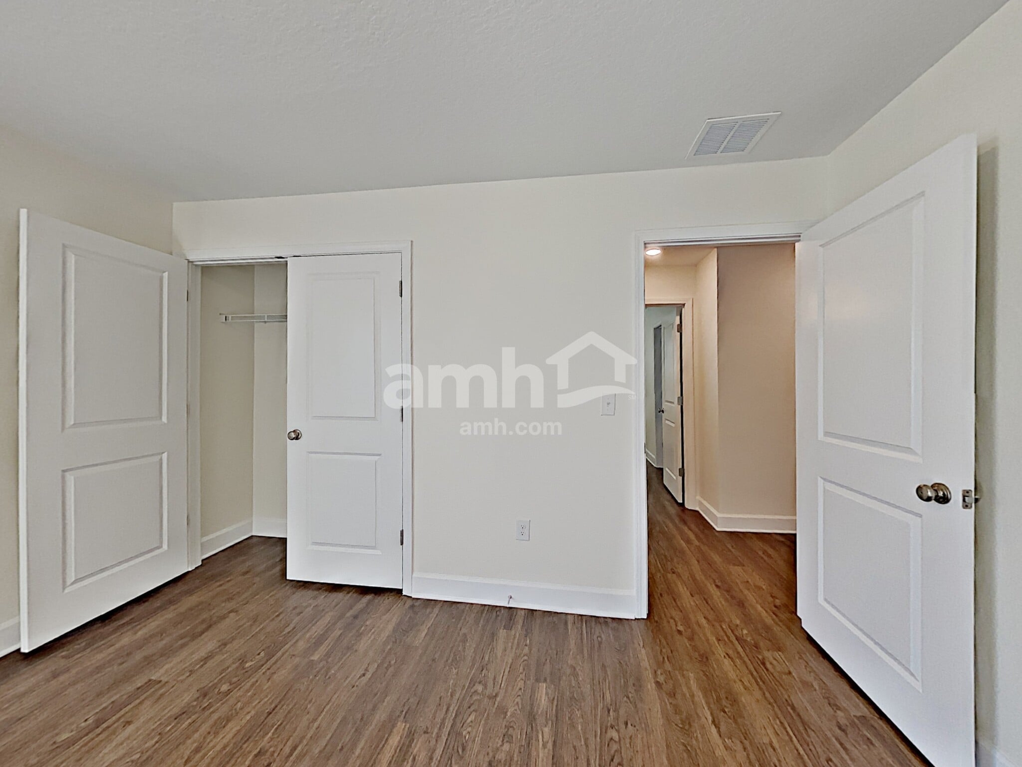 Building Photo - 4807 Reisswood Lp