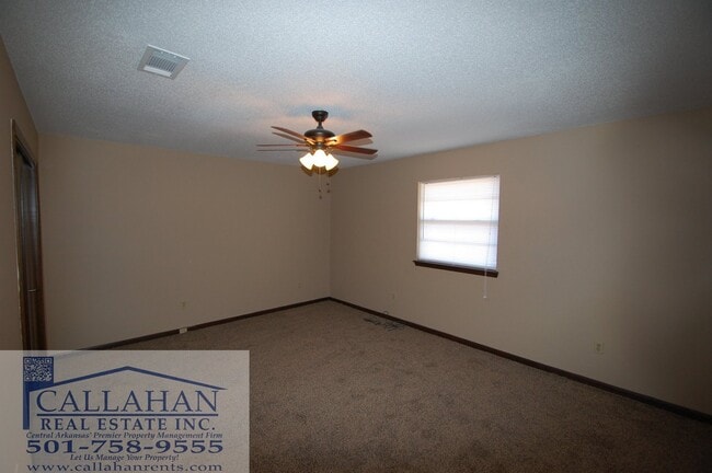 Building Photo - Home in the heart of Sherwood