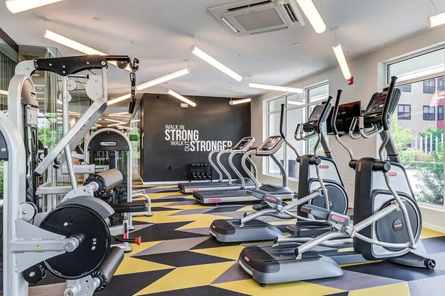 Building Photo - 75 Cowles Ln