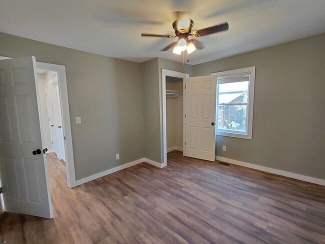 Building Photo - Cozy Home in Rolla