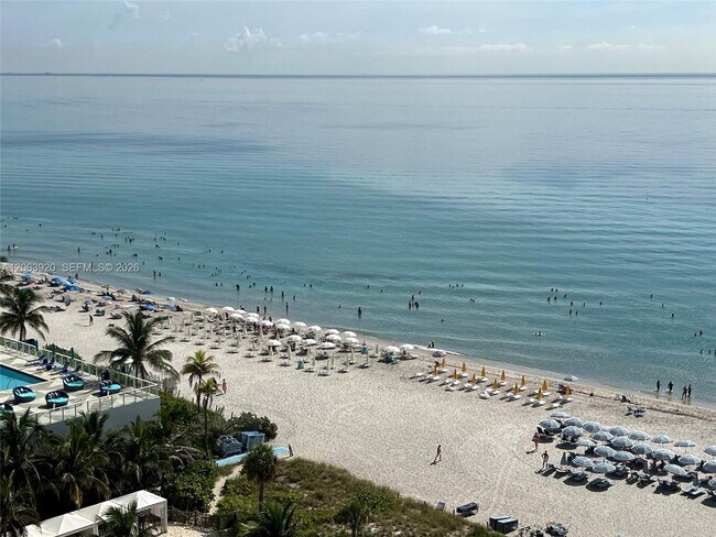 Building Photo - 4111 S Ocean Dr