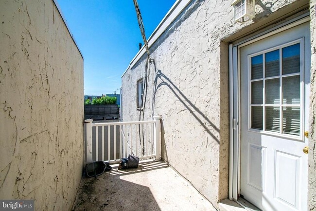 Building Photo - 1124 Passyunk Ave