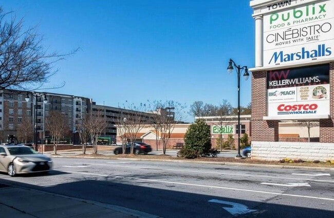 Building Photo - 2418 Gatebury Cir