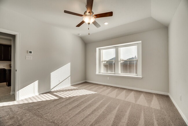 Building Photo - Perfect 3 bed 2 bath in new development in...