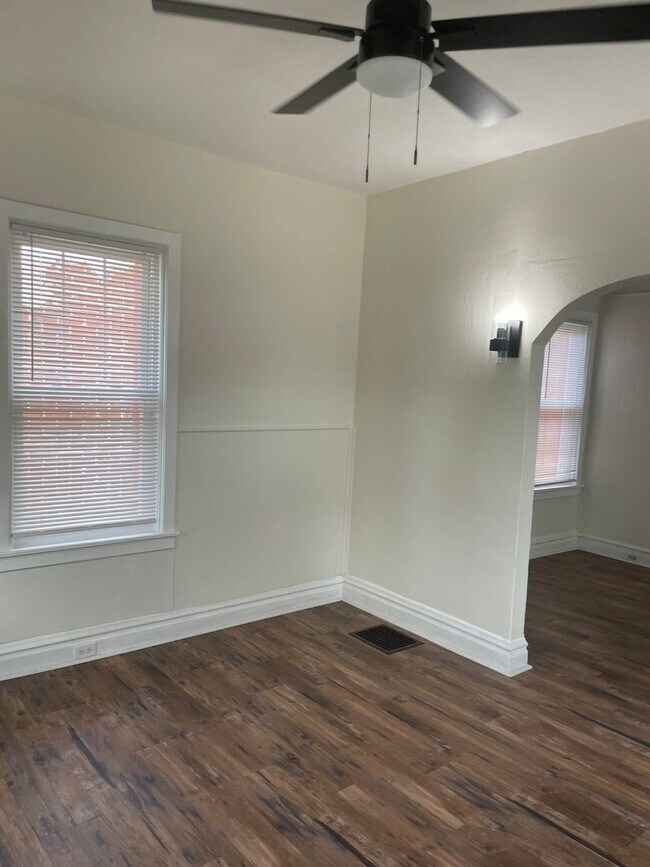 Building Photo - NO DEPOSIT REQUIRED! House for Rent in Southwest City